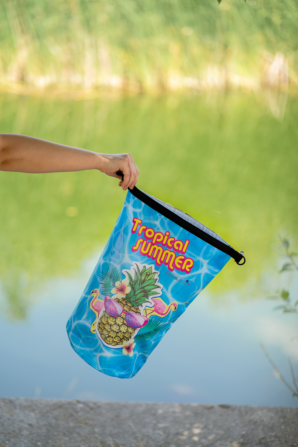 FISCHAPARK Schulschluss-Goodie Dry-Bag